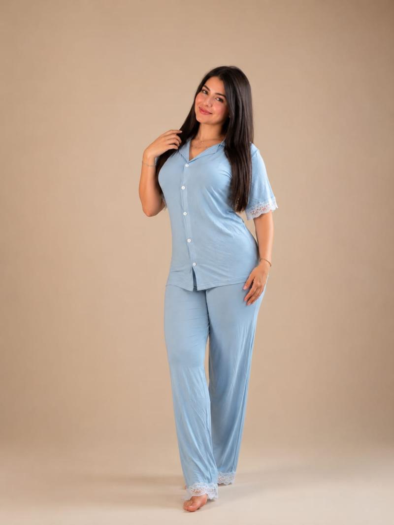 Pyjama Femme Confortable – Doux & Élégant